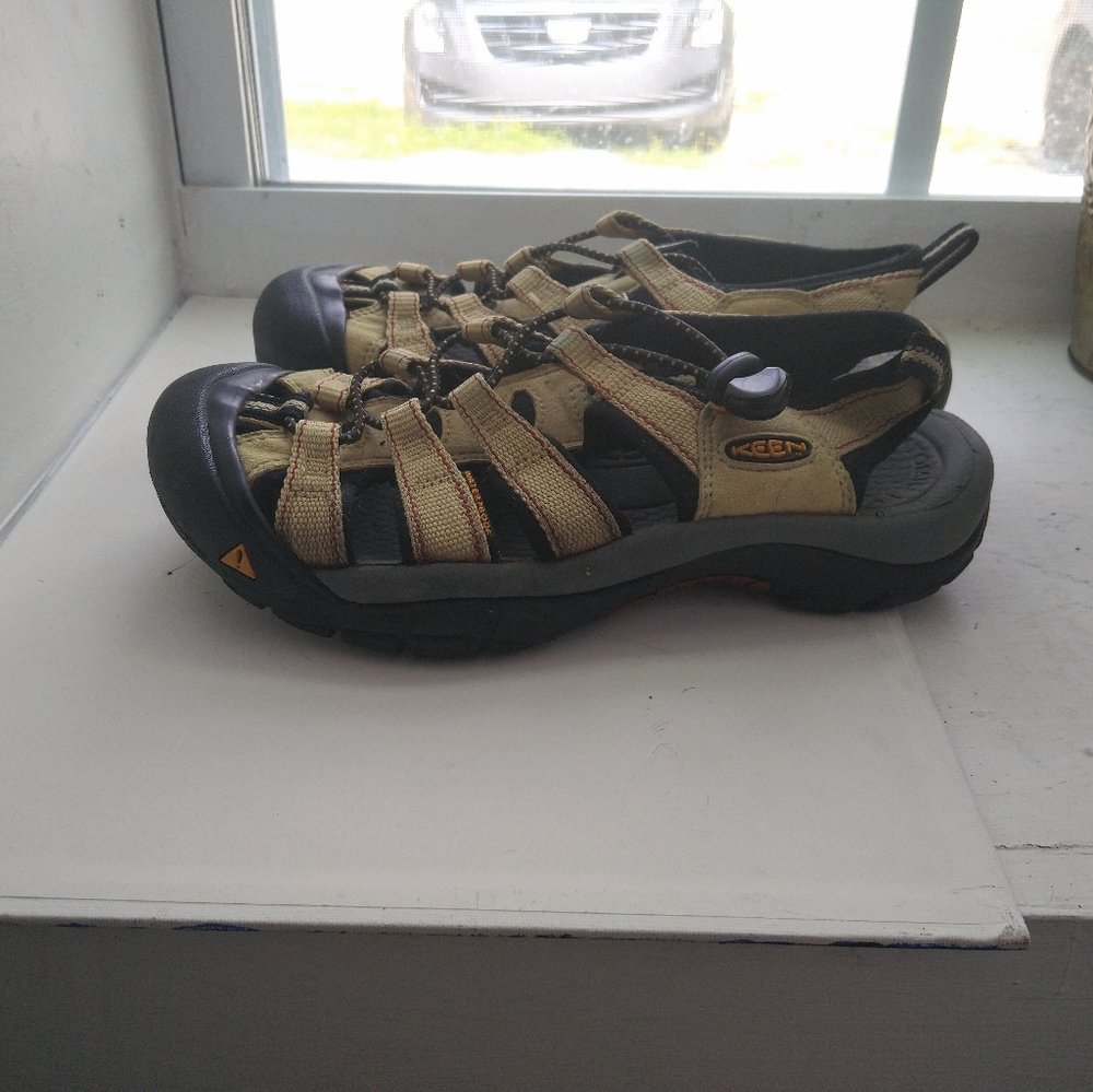 Keen Newport H2 Water Sandals